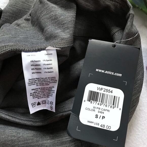ASICS NWT Performance Capri Women S - Picture 10 of 10